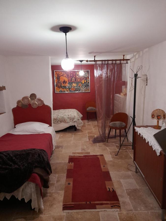 Bed and Breakfast Sur Le Chemin Auvillar Esterno foto
